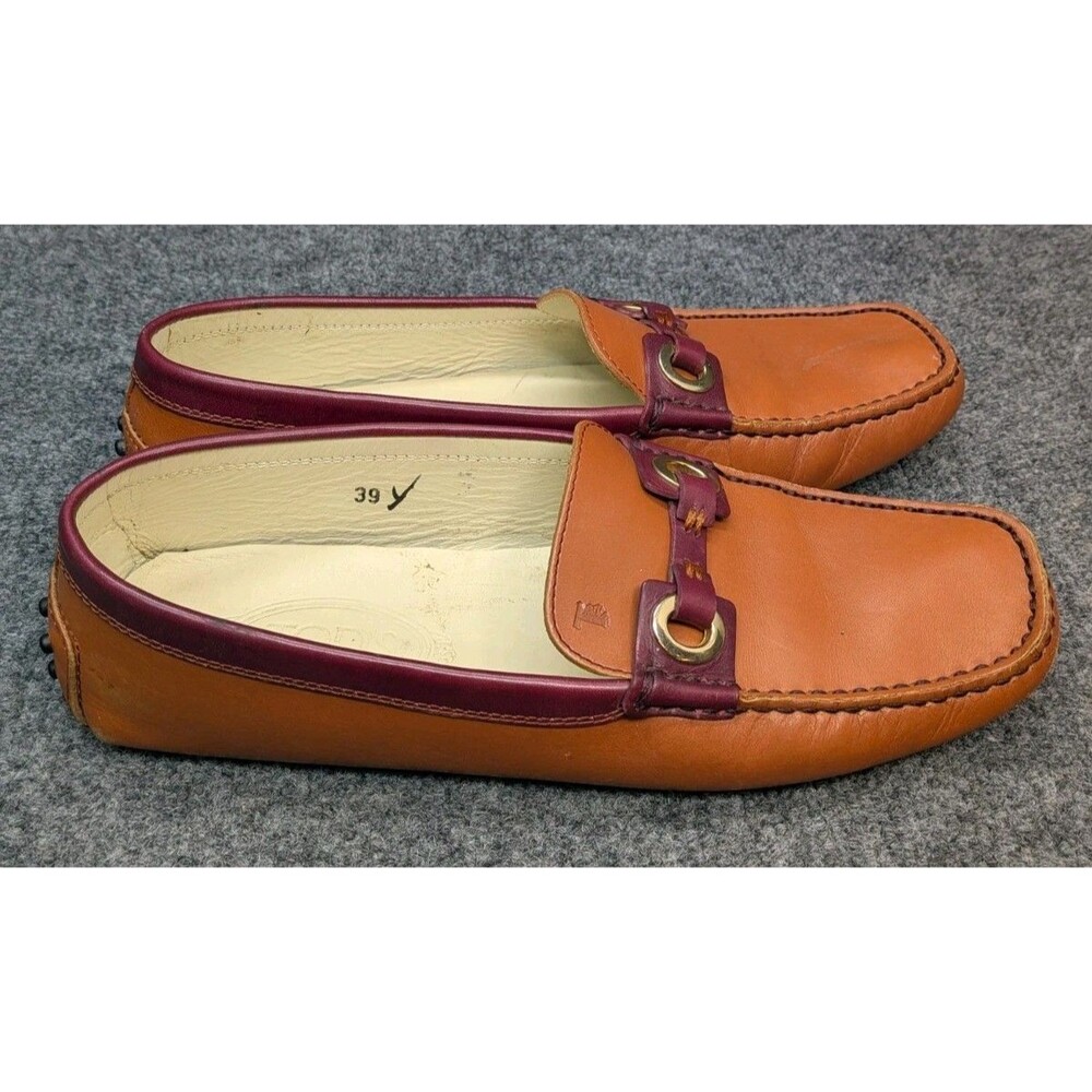 Tod's Women's Leather Driving Loafers Brown Burgundy Size 39 Italy Pebbled Sole - Picture 7 of 16